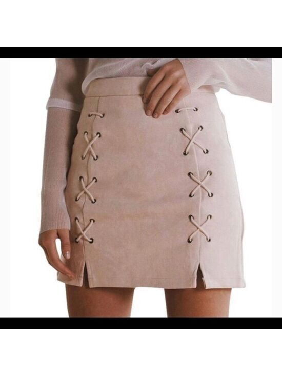 haute rouge Dresses & Skirts - $5 SAlE Haute Rouge Faux Suede Micro Fiber Mini Skirt Sz 2